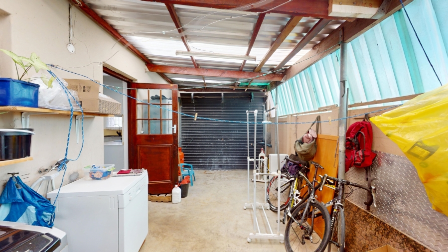 5 Bedroom Property for Sale in Colorado Park Western Cape